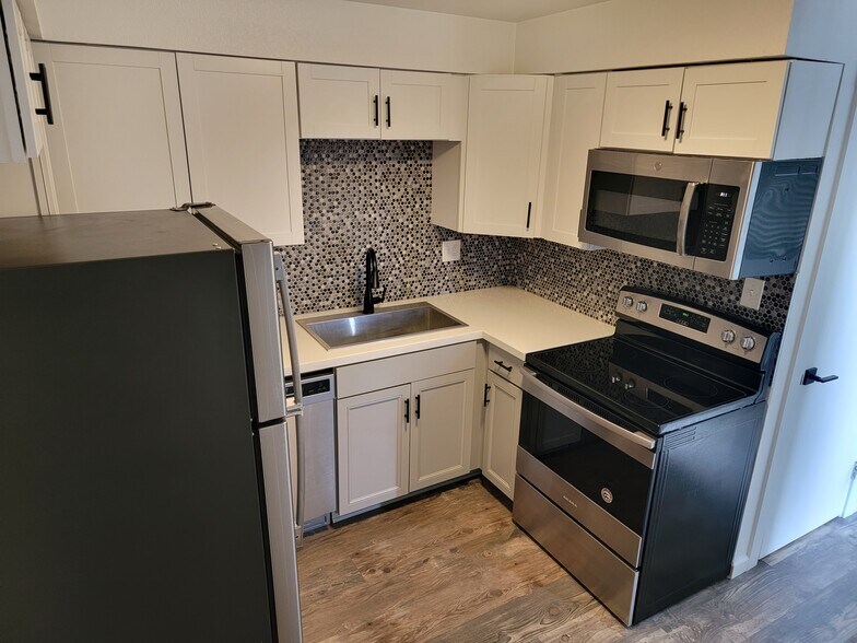 More Photos Of 1101 E Taylor St, Reno Apartments For Sale