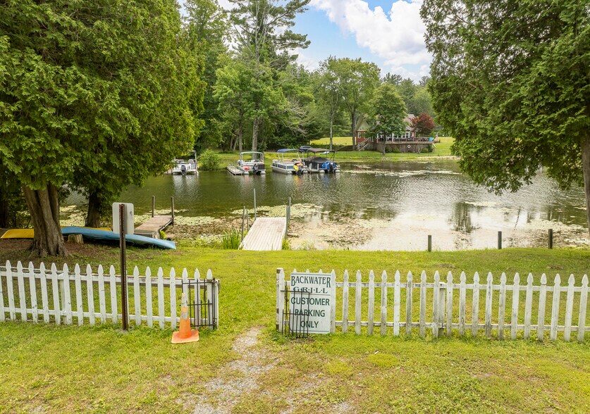 More Photos Of 42 Queechy Lake Dr, Canaan Restaurant For Sale
