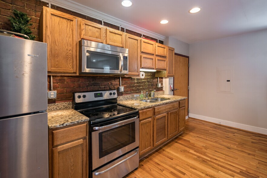More Photos Of 417 W Grace St, Richmond Apartments For Sale
