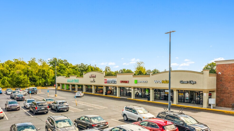 More Photos Of 780-798 Northwoods Blvd, Vandalia Freestanding For Sale