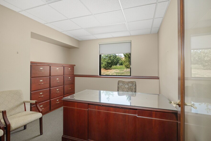More Photos Of 3114 N Belt Hwy, Saint Joseph Fast Food For Sale