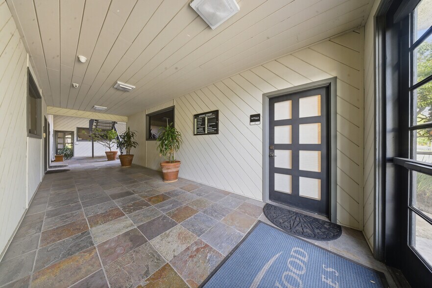 More Photos Of 5011 Argosy Ave, Huntington Beach Loft Creative Space For Sale
