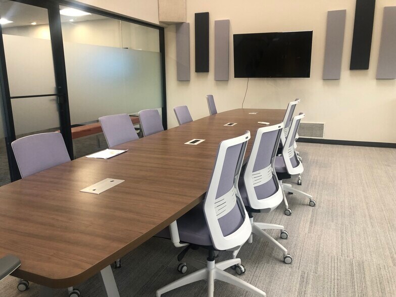 More Photos Of 3209 W 76th St, Edina Office For Lease