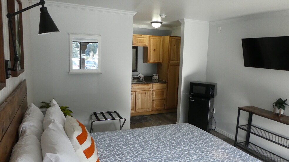 More Photos Of 5312 Highway 119, Black Hawk Hotel For Sale