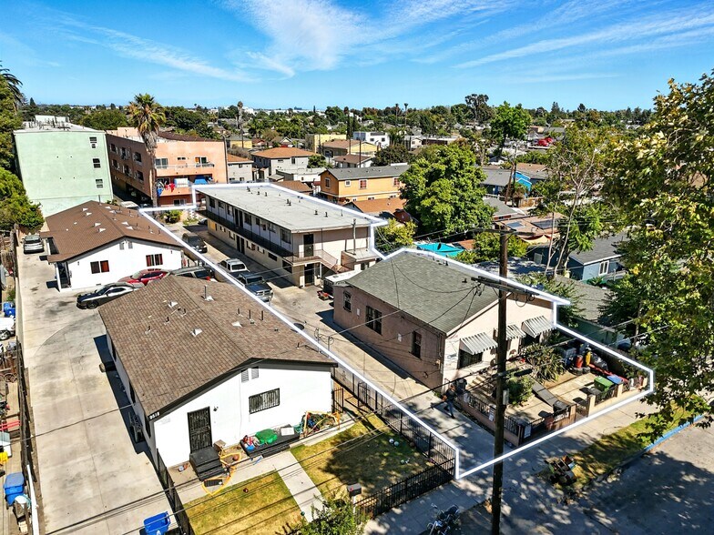 More Photos Of 9526 Firth Blvd, Los Angeles Apartments For Sale