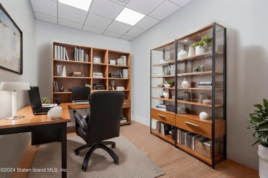 More Photos Of 144 Mcclean Ave, Staten Island Office For Lease