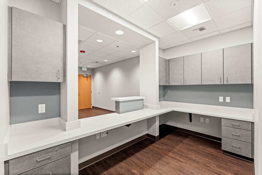 More Photos Of 16259 Sylvester Rd SW, Burien Medical For Lease