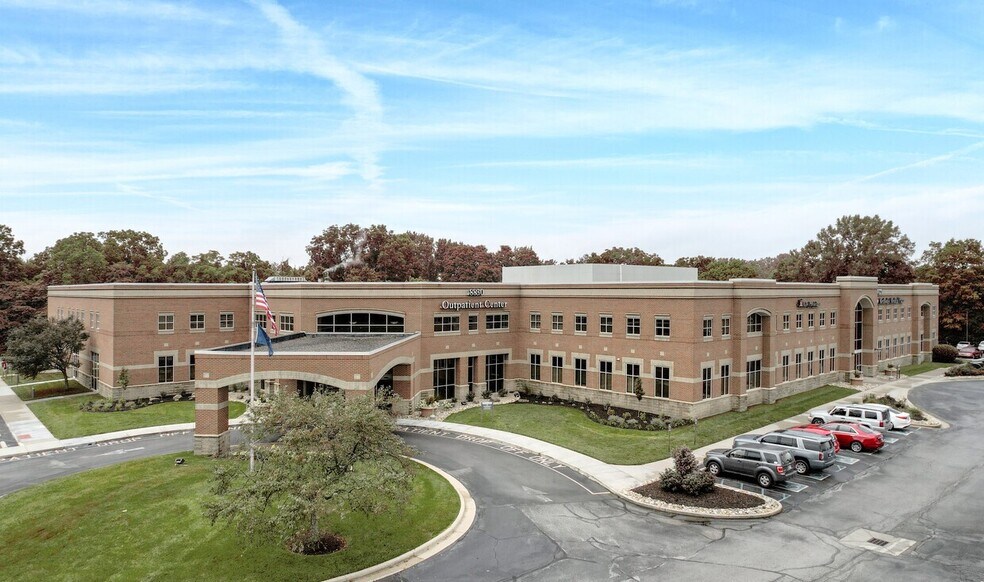 Primary Photo Of 8820-8830 S Meridian St, Indianapolis Medical For Lease
