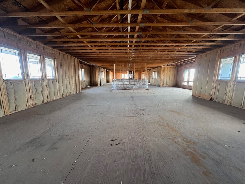 More Photos Of 42 Remick Blvd, Springboro Office For Sale