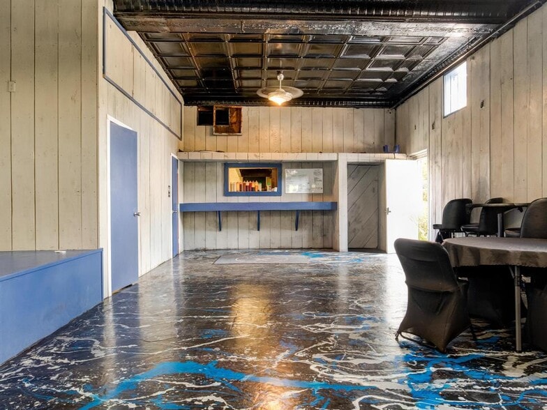 More Photos Of 800 Franklin Ave, Aliquippa Restaurant For Sale