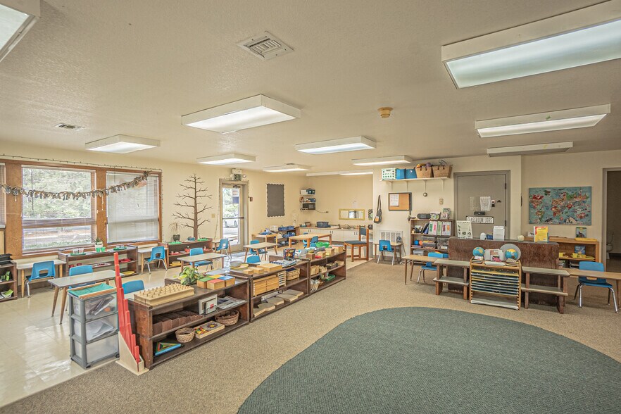 More Photos Of 461 Tyler Ave, Louisville Schools For Lease