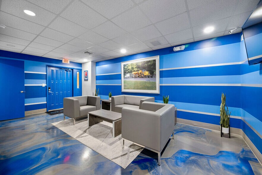 More Photos Of 1801 SE Hillmoor Dr, Port Saint Lucie Medical For Lease