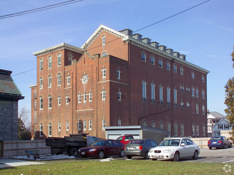 More Photos Of 29-37 Park St, Fall River Schools For Sale