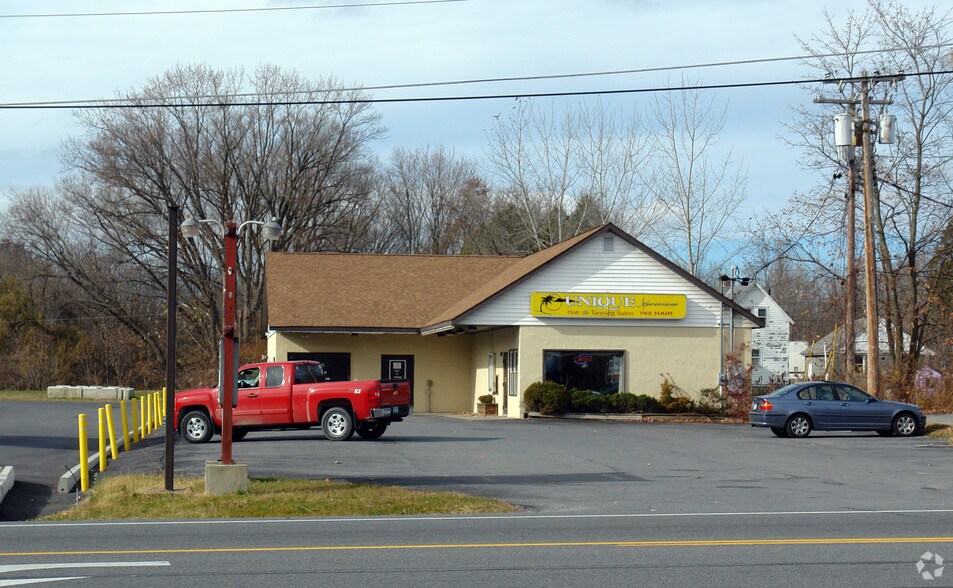 More Photos Of 291 N Comrie Ave, Johnstown Freestanding For Sale