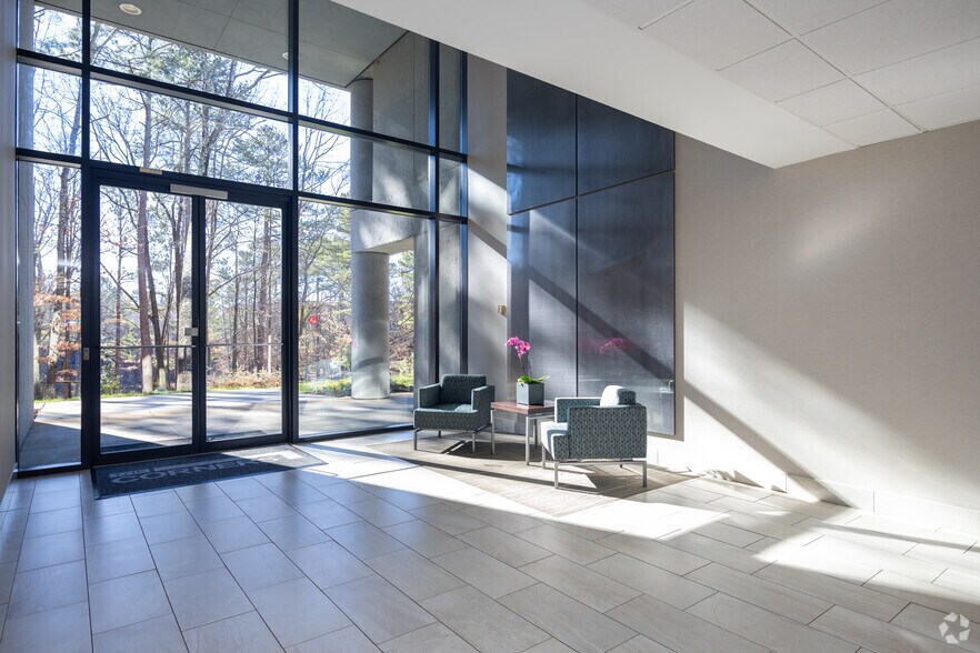 More Photos Of 6525 The Corners Pky, Peachtree Corners Unknown For Lease