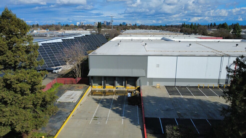 More Photos Of 1201 Shore St, West Sacramento Warehouse For Sale