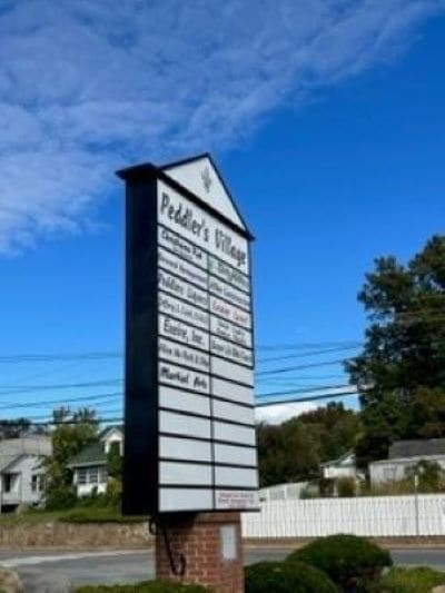 More Photos Of 1-31 Peddlers Row, Newark Unknown For Lease