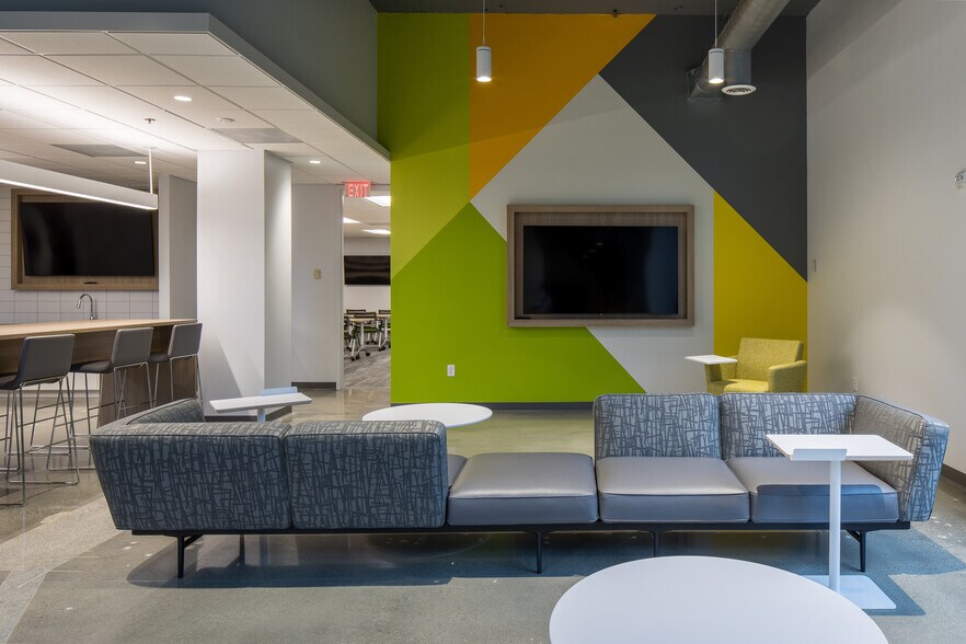 More Photos Of 3655 North Point Pky, Alpharetta Office For Lease