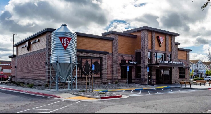 More Photos Of 2770 Naglee Rd, Tracy Restaurant For Sale