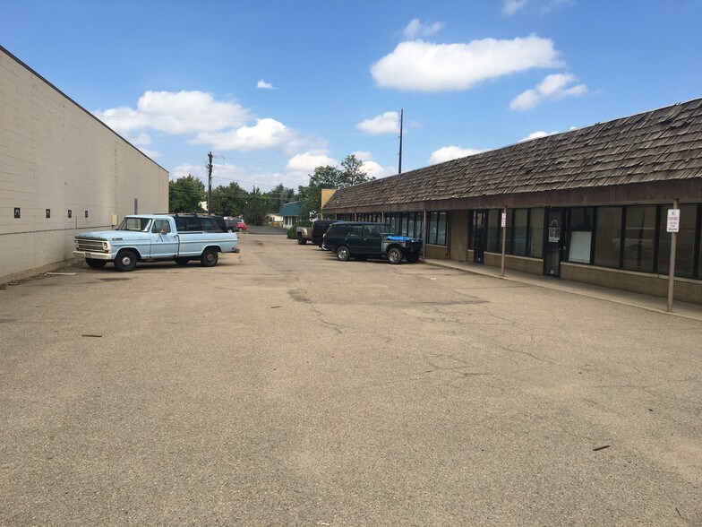 More Photos Of 1336 Sherman Dr, Longmont Manufacturing For Lease