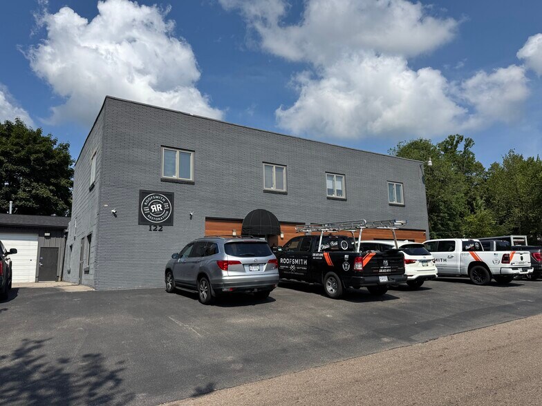 Primary Photo Of 118-122 Western Ave, Akron Coworking Space