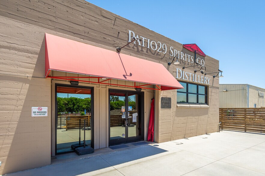 More Photos Of 723 Railroad Ave, Winters Warehouse For Lease