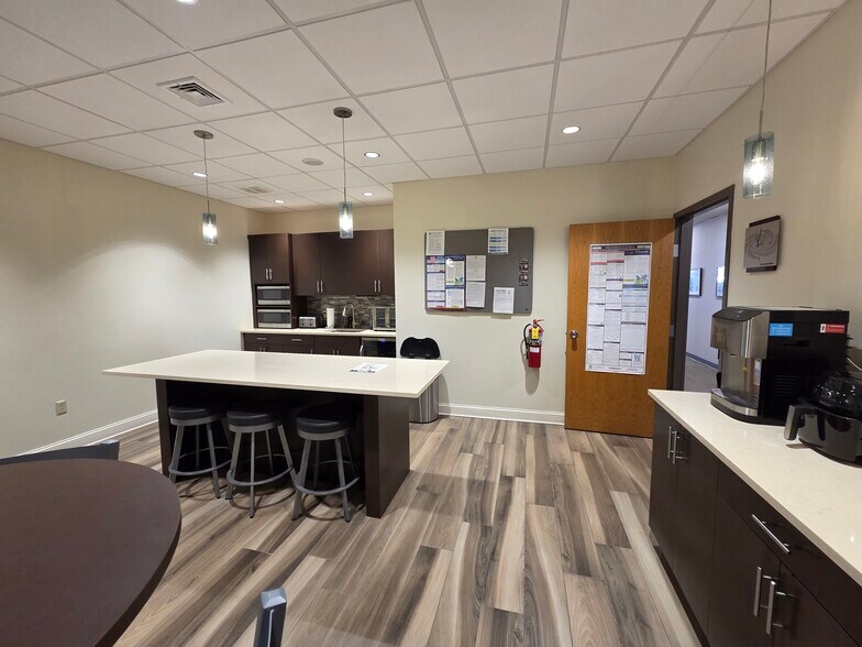 More Photos Of 1902 Vultee St, Allentown Warehouse For Sale