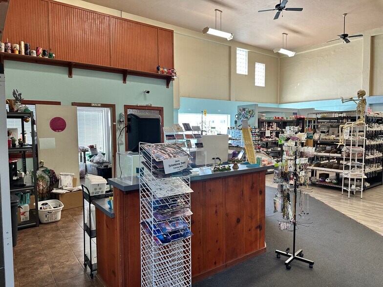 More Photos Of 705 Cottage St, Susanville Freestanding For Sale