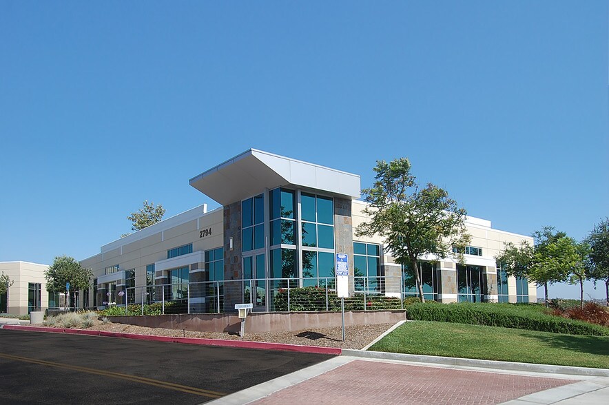 Primary Photo Of 2794 Gateway Rd, Carlsbad Office For Lease