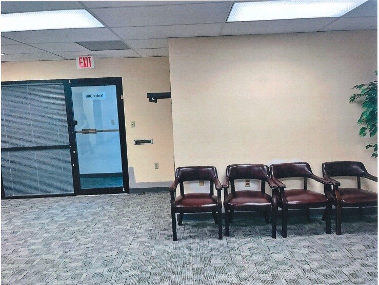 Primary Photo Of 1020 Woodman Dr, Dayton Office For Lease