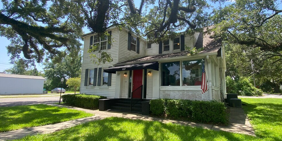 More Photos Of 1117 Washington Ave, Ocean Springs Medical For Sale