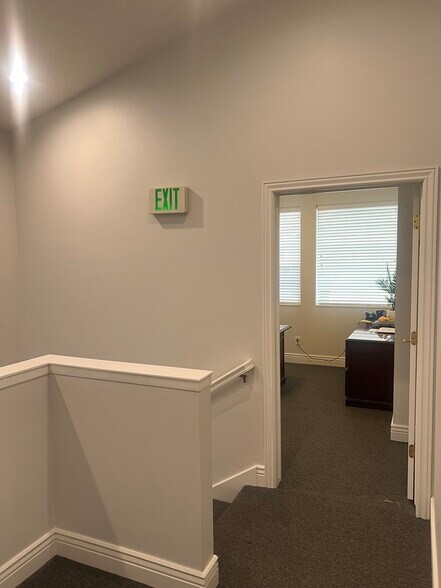 More Photos Of 9537 S 700 E, Sandy Office For Lease