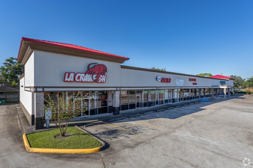 More Photos Of 4300-4302 Fairmont Pky, Pasadena Unknown For Lease