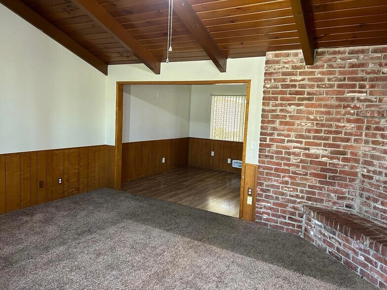More Photos Of 1590 N Denair Ave, Turlock Apartments For Sale