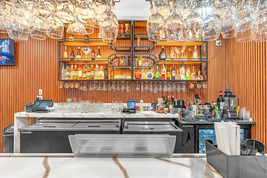 More Photos Of 365 N Royal Poiciana Blvd, Miami Springs Restaurant For Sale