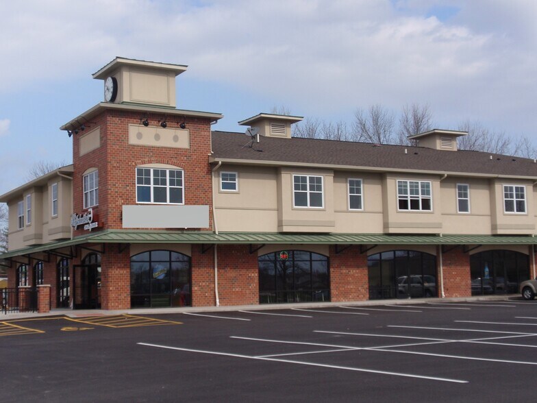 More Photos Of 700 N State St, Freeburg Freestanding For Sale