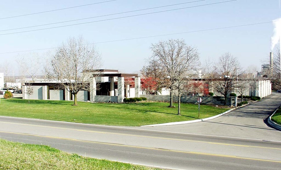 More Photos Of 5660 Webster St, Dayton Warehouse For Sale