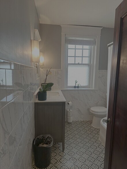 More Photos Of 600 S White Horse Pike, Audubon Medical For Lease