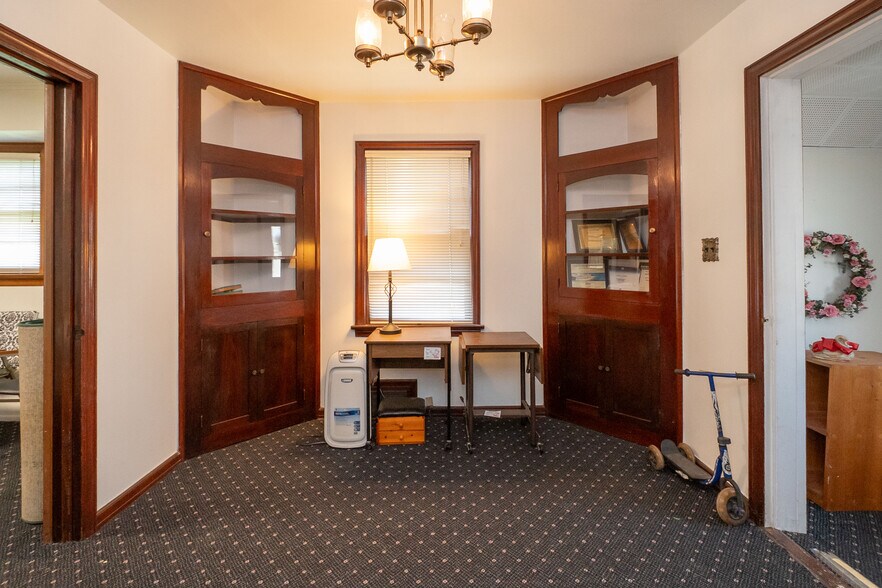 More Photos Of 214 S Main St, Milltown Office For Lease