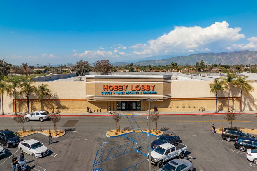 More Photos Of 2200 W Florida Ave, Hemet Unknown For Lease