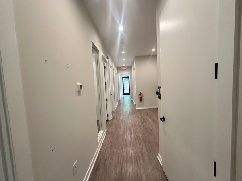 More Photos Of 6110 McFarland Station Dr, Alpharetta Office For Lease