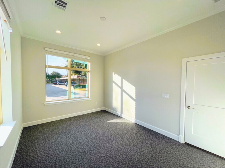 More Photos Of 7700 Preston Rd, Frisco Medical For Sale
