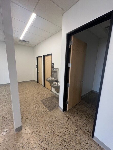 More Photos Of 13940 W Meeker Blvd, Sun City West Unknown For Lease