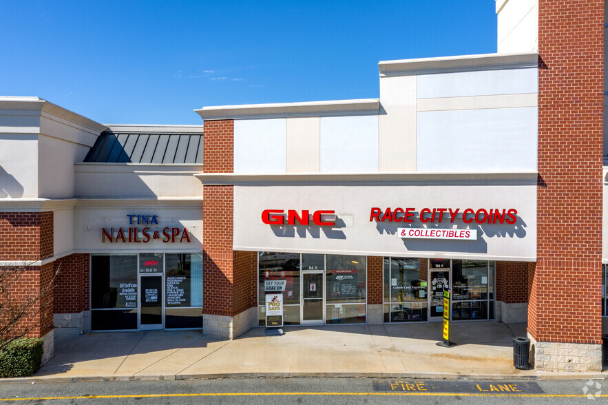 More Photos Of 168 Norman Station Blvd, Mooresville General Retail For Lease