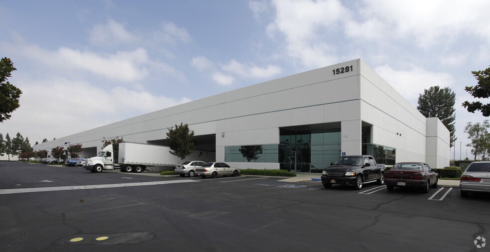 More Photos Of 15281 Barranca Pky, Irvine Distribution For Lease