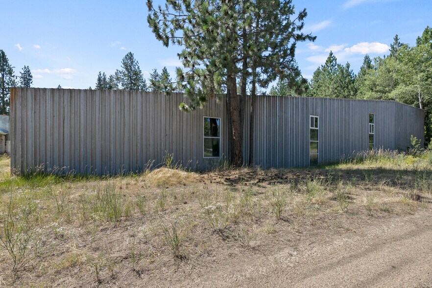 More Photos Of 10012 Railroad Ave, Marshall, WA 99020, Marshall Warehouse For Sale