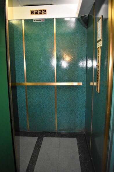 More Photos Of 186-196 Pinehurst Ave, New York Apartments For Sale