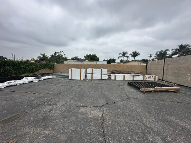 More Photos Of 14258 Valley Blvd, City Of Industry Manufacturing For Lease