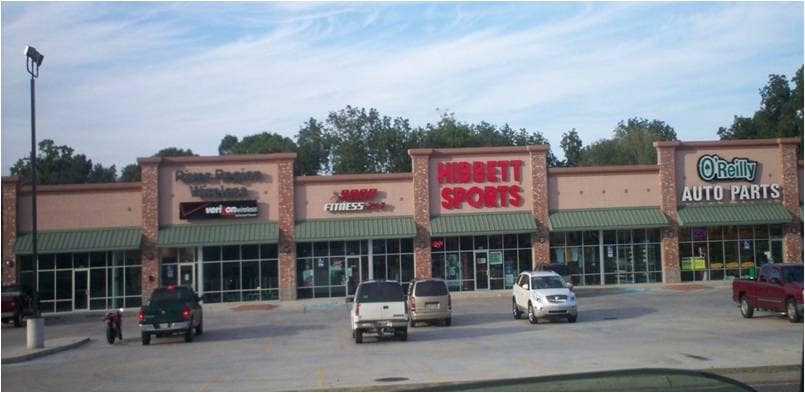 Primary Photo Of 1909 Carter St, Vidalia General Retail For Lease