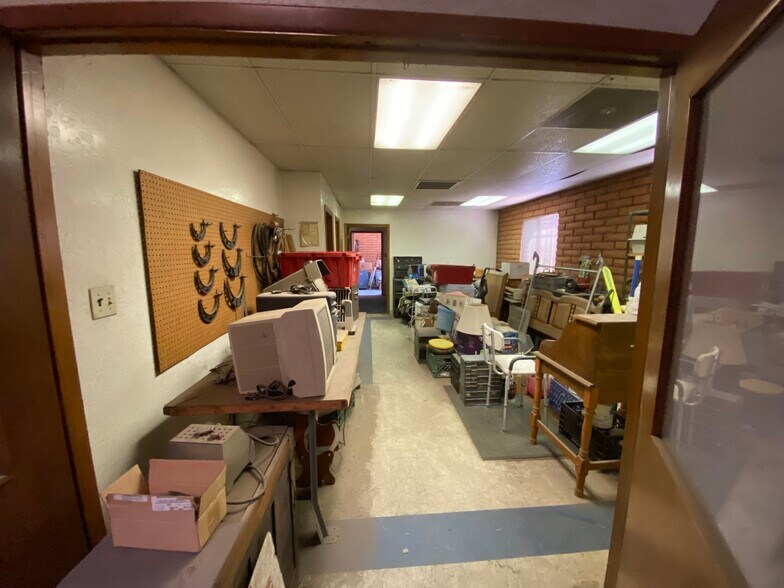 More Photos Of 208 W Maricopa Fwy, Phoenix Warehouse For Sale